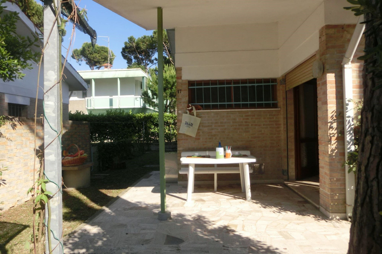 Property entrance, Bright Villa With Garden and Parking - Beahost, Venezia