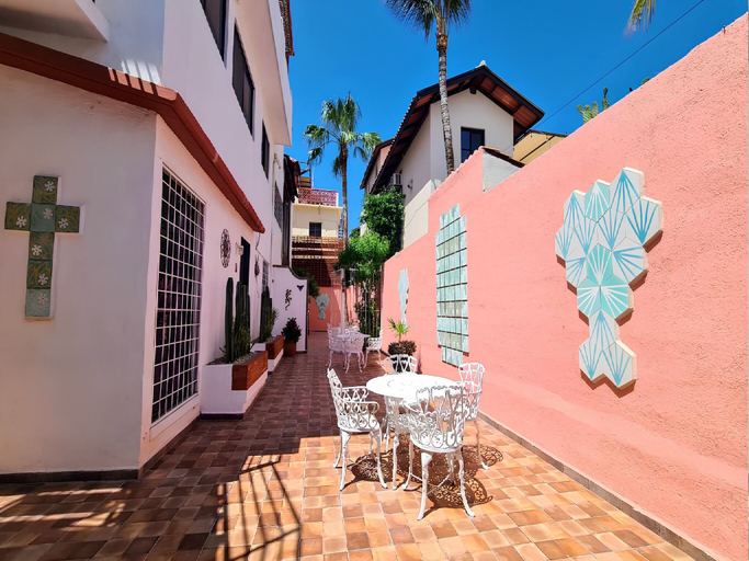 Exterior & Views 2, Nice Apartment Equipped With 2 Bedrooms Very Close to the Malecon and the Beach, La Paz