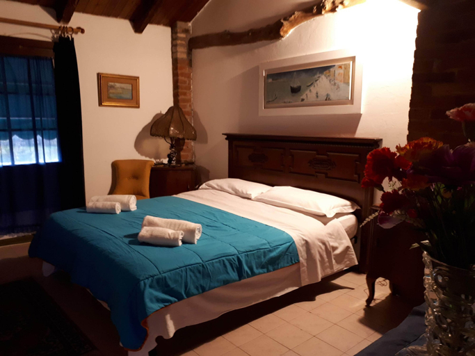 Bedroom 2, Room-smart Rooms for 2 or 4 in Organic f, Venezia