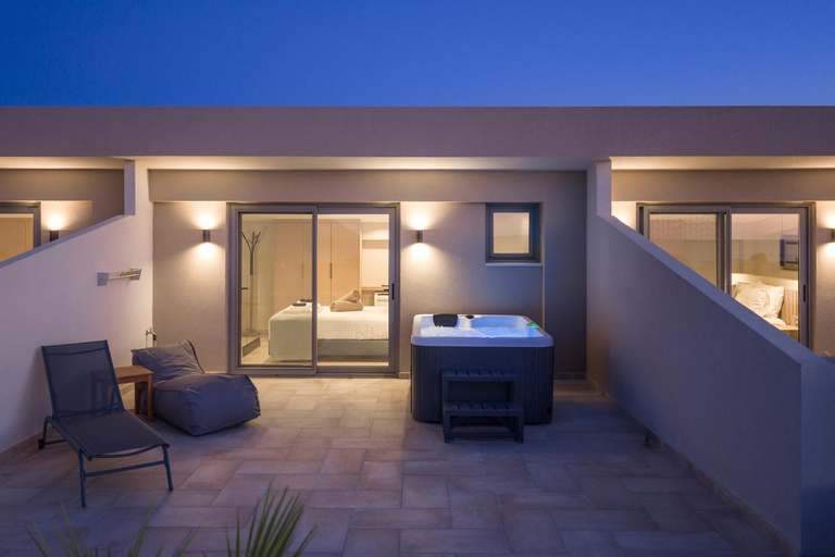 3, The New Life Houses, Crete