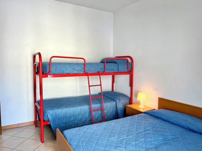 Room 3, Adorable Flat With Balcony, Udine