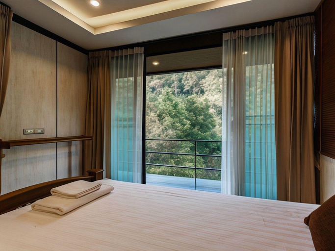 Bedroom 2, The Stream House at Mae Kampong, K. Mae On