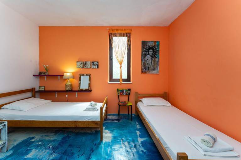 Room 3, Fantastic Garden Zoey 6, Novalja