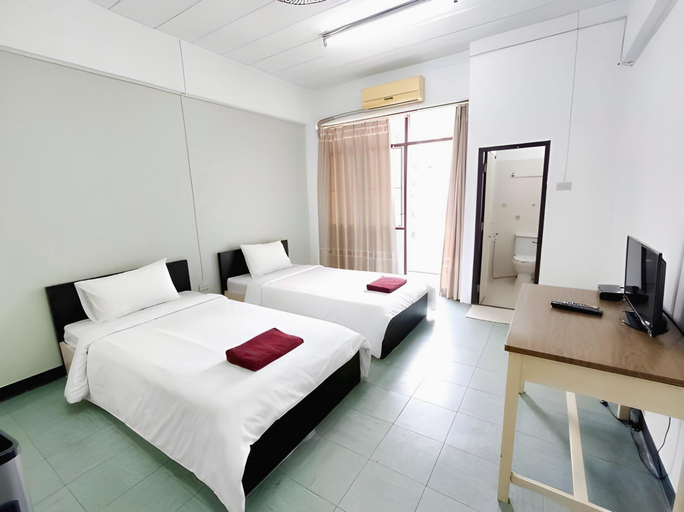 Bedroom, Jaroonwej Bangsaen, Muang Chon Buri
