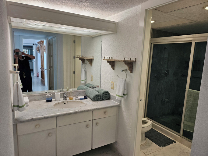 Bathroom 3, Tropical Paradise Getaway in Acapulco With Private Infinity Pool, Acapulco de Juárez