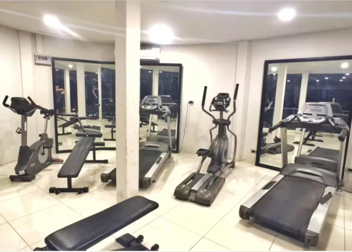 Fitness facility 5, Great Condo Close to the Beach Gorgeous Resort, Pattaya