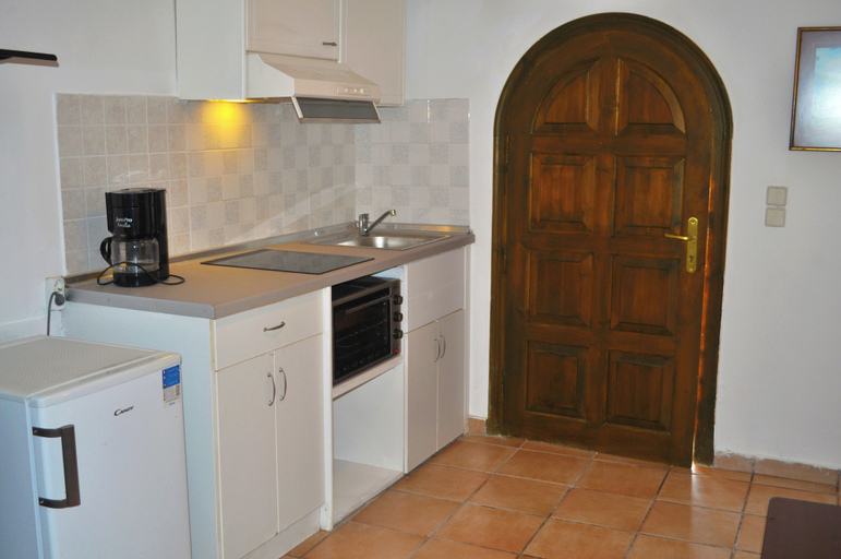Others 4, Studio Apartments Maria With Pool and Amazing View - Agios Gordios Beach, Ionian Islands