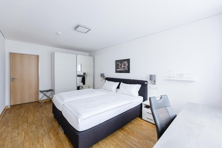 Bedroom 2, Hotel Burger, Siegen-Wittgenstein