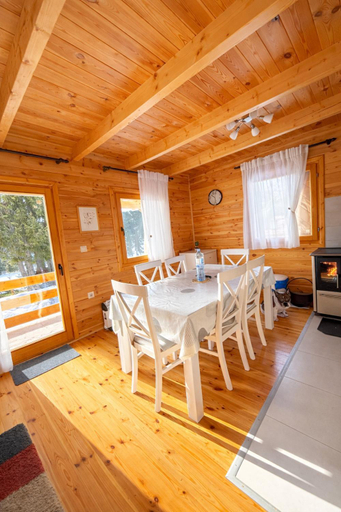 Others 5, Chalet Aleksa