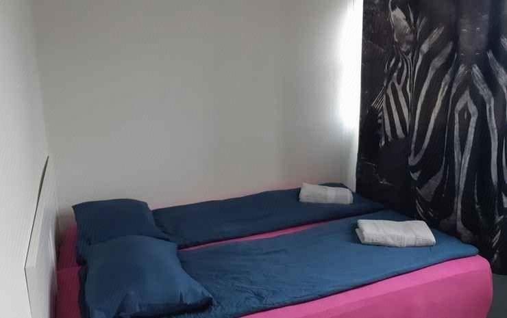 Bedroom 2, Reykjanes Guesthouse, Grindavík