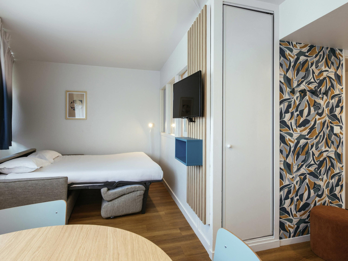 Bedroom 3, Aparthotel Adagio Access Paris La Villette, Paris