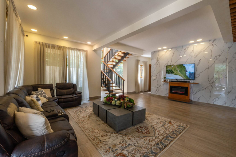 Living room 2, La Vega Villa With Private Pool and BBQ, Concepción de la Vega