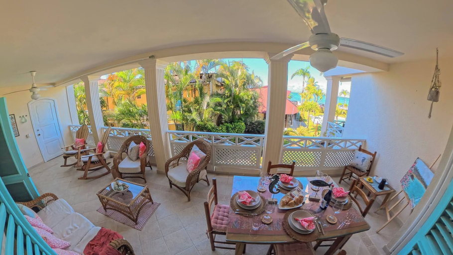 Dining room 4, 2BR Beachfront Apt Las Terrenas - La Dolce Vita 9, Las Terrenas