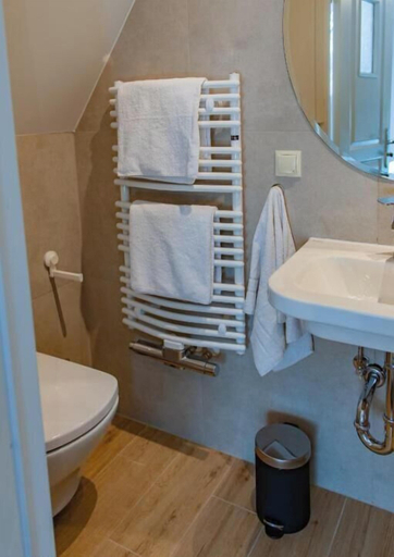 Bathroom 3, Apartamentów Miluchna, Tatra