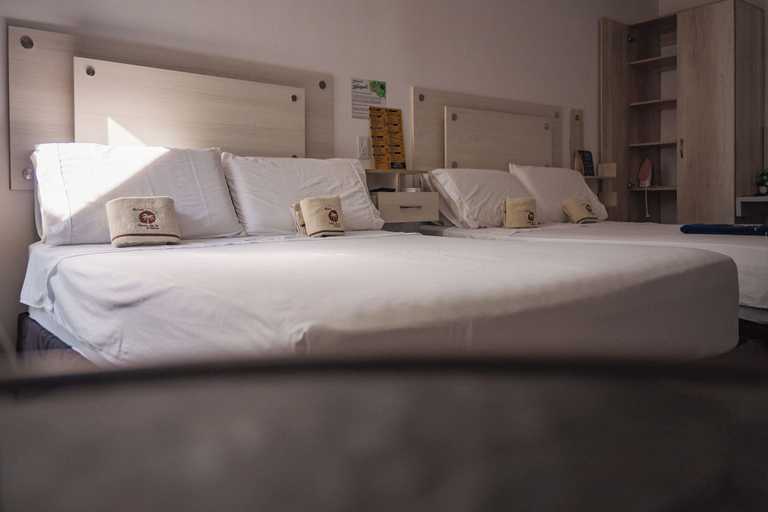Bedroom 2, HOTEL DELUXE OASIS DE LA COLINA, Girardot