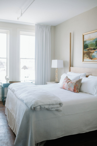 Room 2, The St. Nicholas Hotel, Dougherty