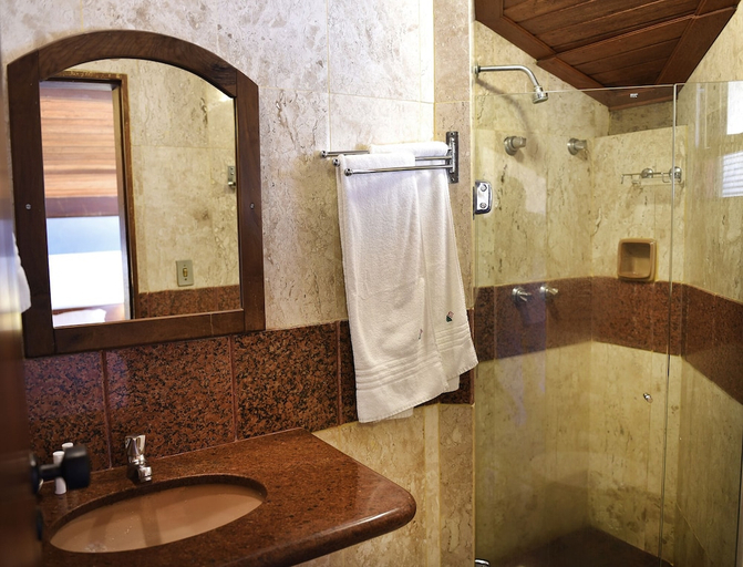 Bathroom 4, Hotel Catharina Paraguaçu, Salvador