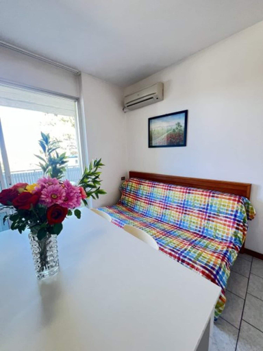 Others 2, Flat Near the Beach With Terraces, Venezia