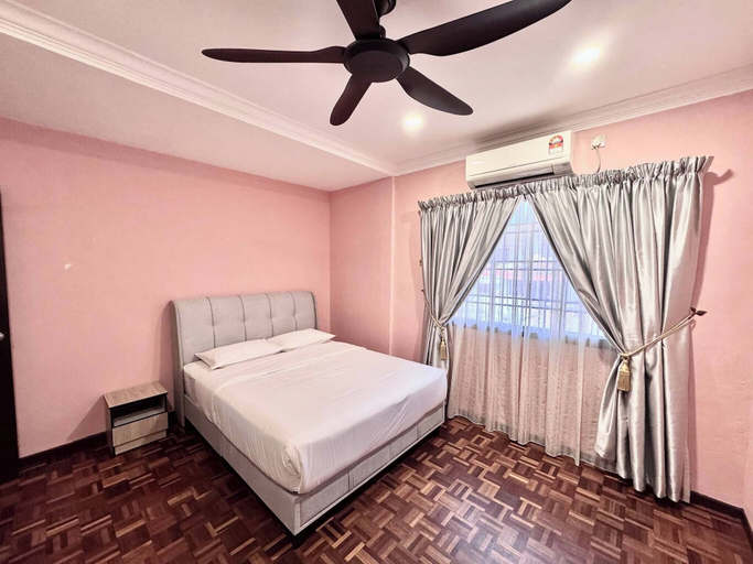 Bedroom 3, Spacious 4-bedroom House in Tebrau City, Johor Bahru, Johor Bahru