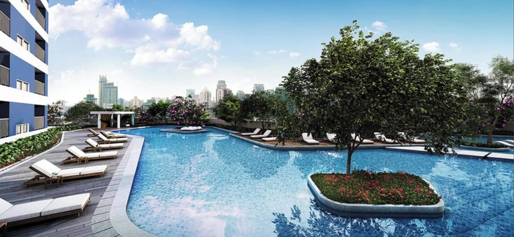 Pool 5, Entire Place in Central Makati, Makati City