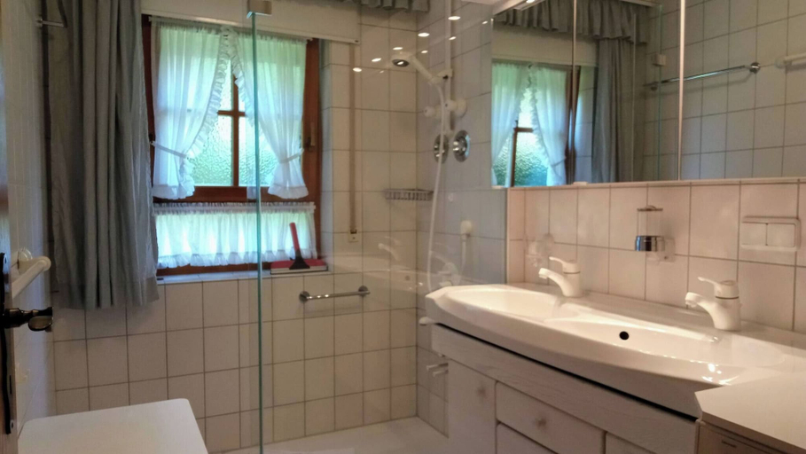 Bathroom, Fewo "allgäuglück" Oberstaufen, Oberallgäu