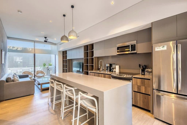 Private kitchen 2, Modern Marina-view Penthouse With Private Hot Tub, Pool & Netflix, La Paz