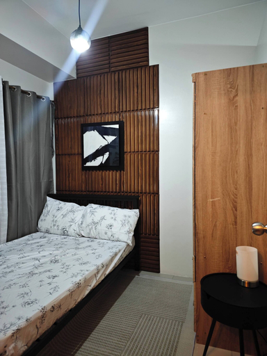 Bedroom 4, Luxurious and Cozy Condo in Quezon City With City View, Quezon City