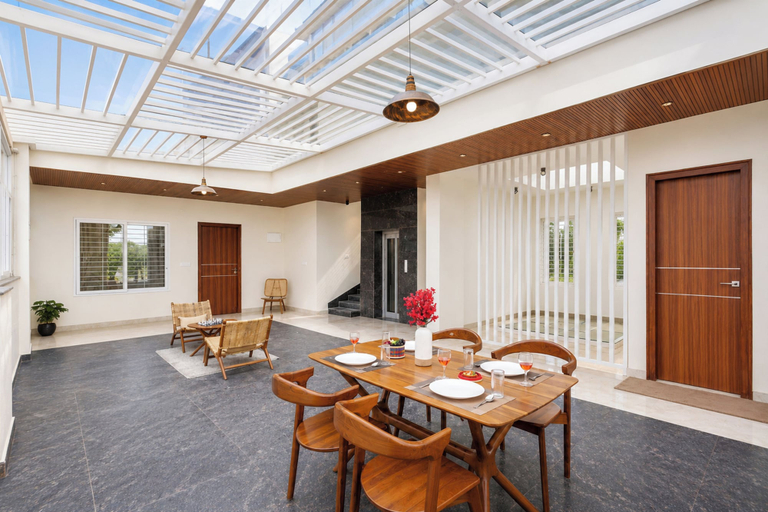 Dining 3, Alaya Stays SLV Ventures Penthouse 4BHK, Bangalore