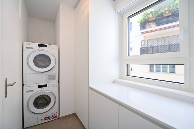 Bathroom 4, One Only Lake View Apartment, Lugano