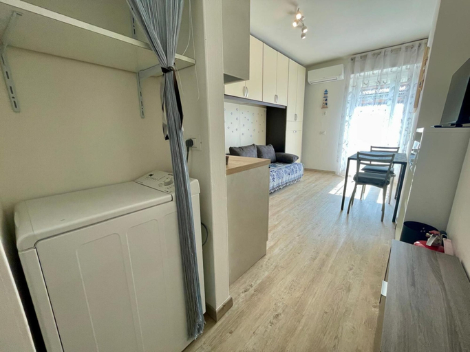 Interior 5, Bright Studio With Terrace, Venezia