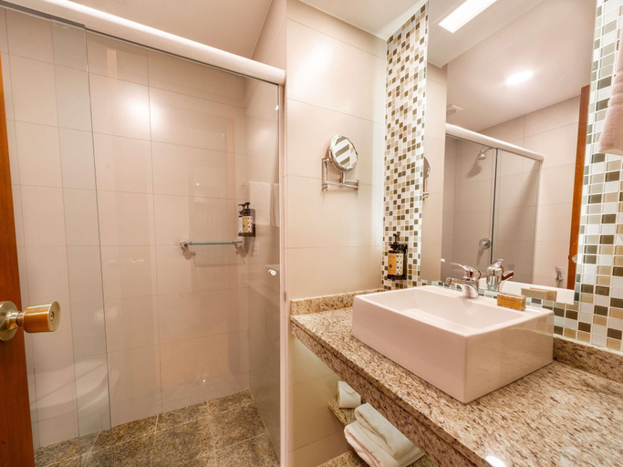 Bathroom 5, Mercure Curitiba Golden Hotel, Curitiba