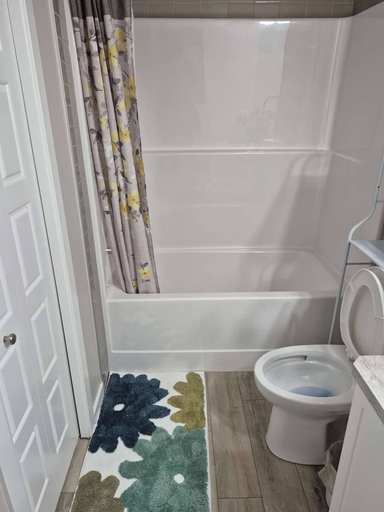 Bathroom 2, A Home Away From Home, Division No. 6