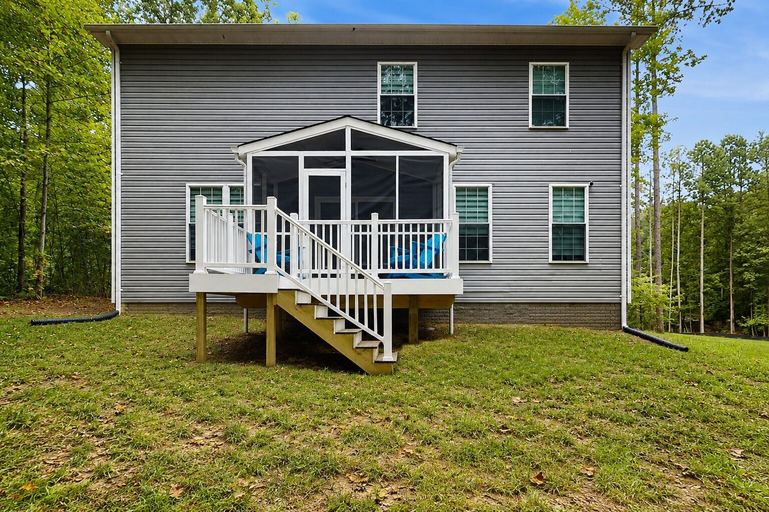 Exterior 2, Cozy Retreat With Forest Views, Peaceful Vibes & Modern Comfort, Spotsylvania