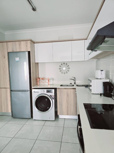 Laundry, Luxury 1BR at Blyde Lagoon, Wifi and Security, City of Tshwane