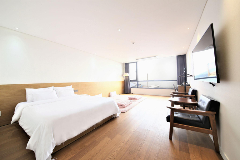 Bedroom 3, Sacheon Rubens Hotel, Sacheon