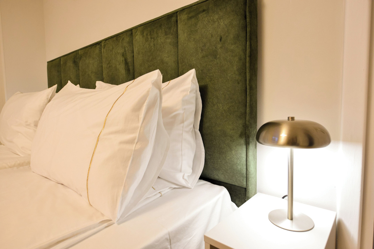 Room 5, Libra Apartment - Two Bedrooms - 5 Guests - Next To Cismigiu Gardens, Municipiul Bucuresti