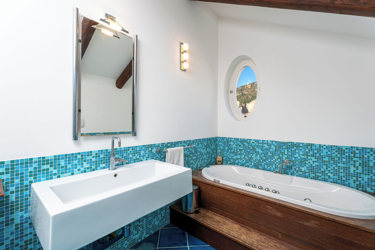 Bathroom 4, YourHome - La Terrazza nel Blu, Napoli