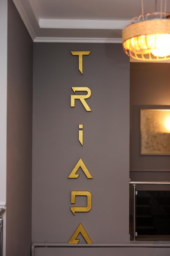 Others 3, Hotel Triada, Krujës