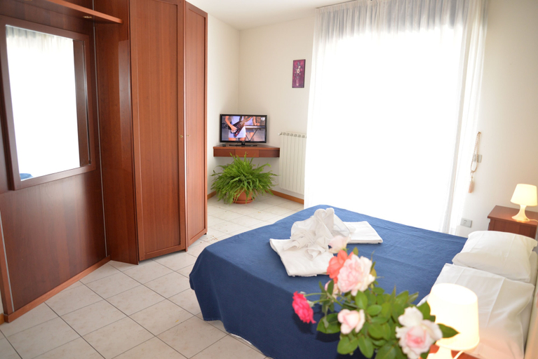Others 5, Room-two-room Apartment, Arezzo