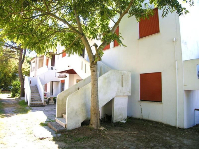 Exterior 3, Comfortable Beachside Apartment in Rosolina, Rovigo