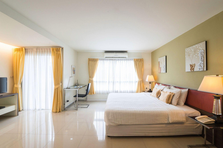 Bedroom 5, Beyond Suite Hotel, Bang Plad