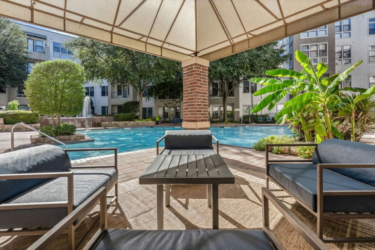 Interior 5, Relaxing 1BR Modern Home Getaway Perfect w/ Pool, Irving
