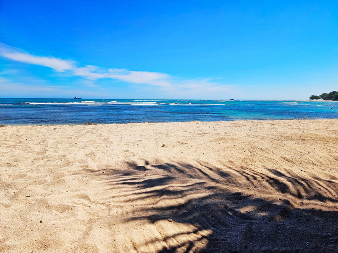 Beach 3, Costambar Ocean Breeze - Beachfront Apartment With Pool, San Felipe de Puerto Plata