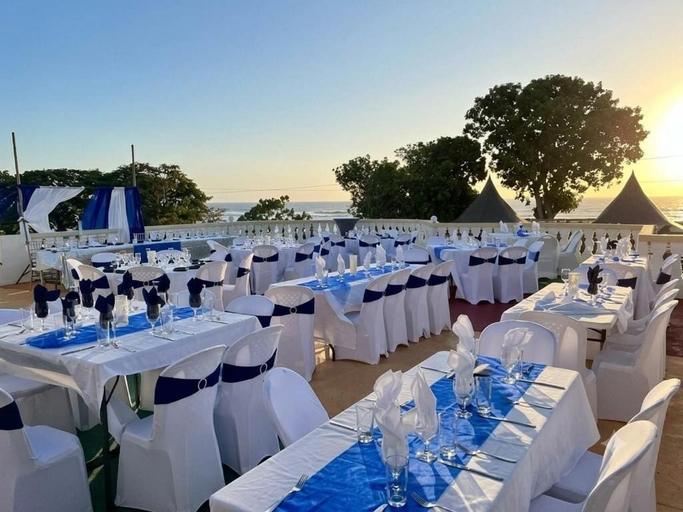 Food & Drinks 5, Dela de-Rose Guest House negril Jamaica