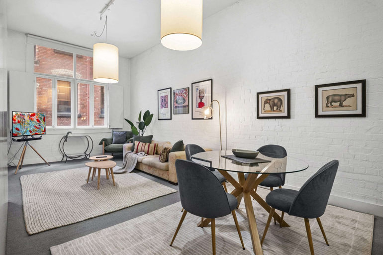 Living room 2, Chic 2-Bed Apartment in Melbourne CBD, Melbourne