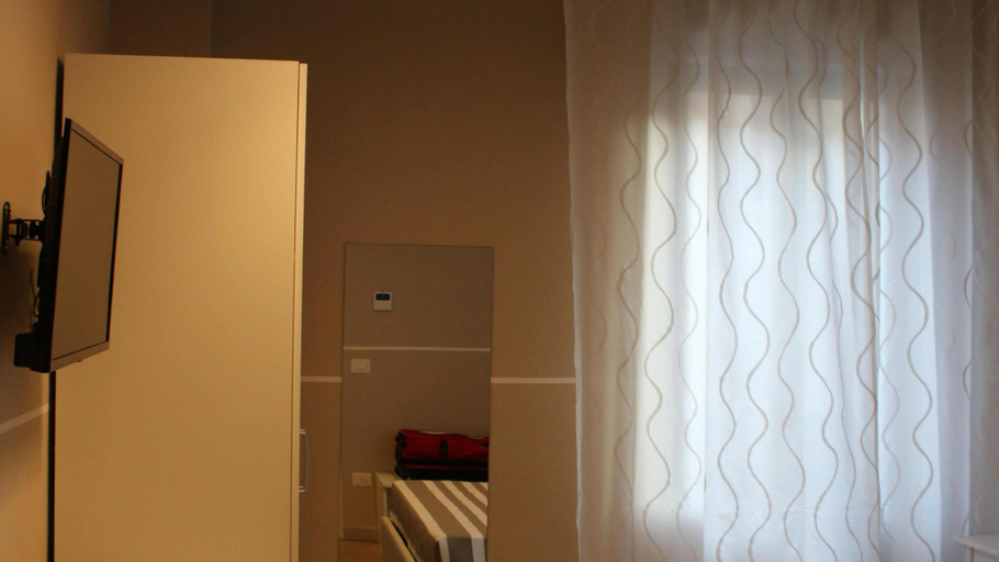 Others 4, Room-narciso - Stanza Matrimoniale - B&b, Cosenza