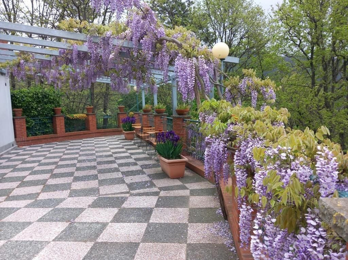 Property grounds, B&B Bella Vita, Genova