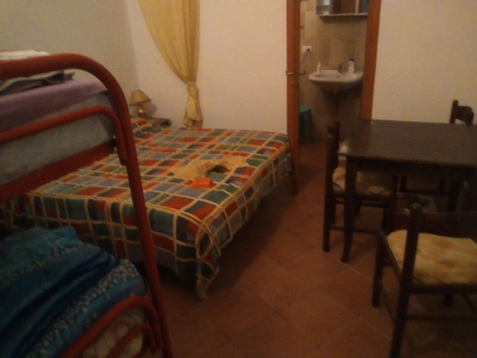 Others 3, Room-large Room For Five People, Messina