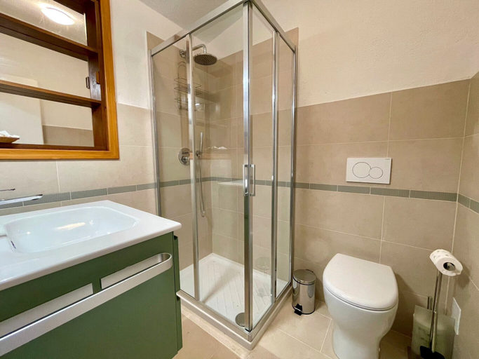Bathroom, Coastal Villa With Private Garden, Venezia