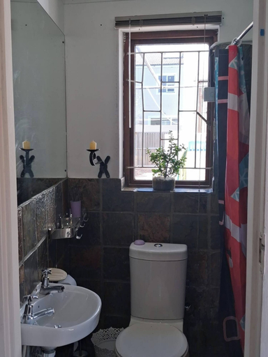 Bathroom 4, Adventure Cape Town 1, City of Cape Town